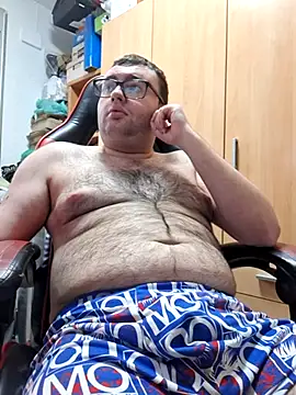 Javier bear online show from May 2026 01:16:01 PM