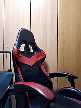 Snapshot of Javier_bear chatting on November 2025 10:47:01 PM Javier bear online show from November 2025 10:47:01 PM