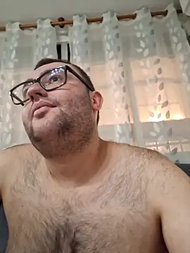 Javier bear online show from October 2025 09:16:01 PM