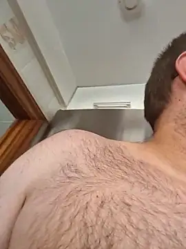 Javier bear online show from May 2026 01:53:01 PM