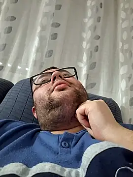 Javier bear online show from March 2025 10:32:02 PM