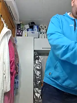 Javier bear online show from March 2025 02:34:01 PM