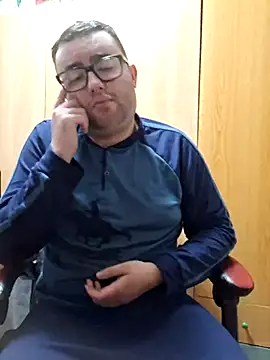 Javier bear online show from March 2025 02:40:01 PM