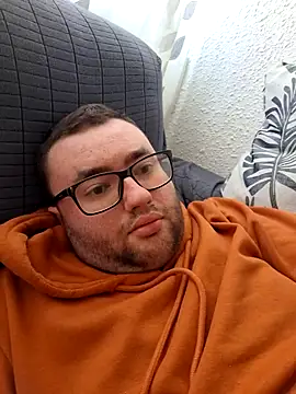 Javier bear online show from March 2026 01:02:02 PM