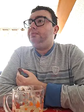 Javier bear online show from March 2026 09:38:02 AM