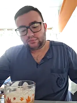 Snapshot of Javier_bear chatting on November 2025 09:02:01 AM Javier bear online show from November 2025 09:02:01 AM