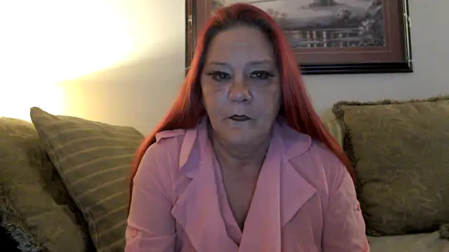 Snapshot of LexxiLeeds chatting on October 2025 11:06:02 PM LexxiLeeds online show from October 2025 11:06:02 PM