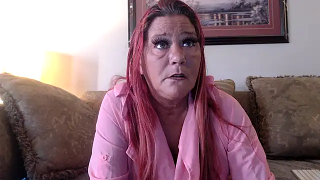 Snapshot of LexxiLeeds chatting on November 2025 12:52:02 PM LexxiLeeds online show from November 2025 12:52:02 PM