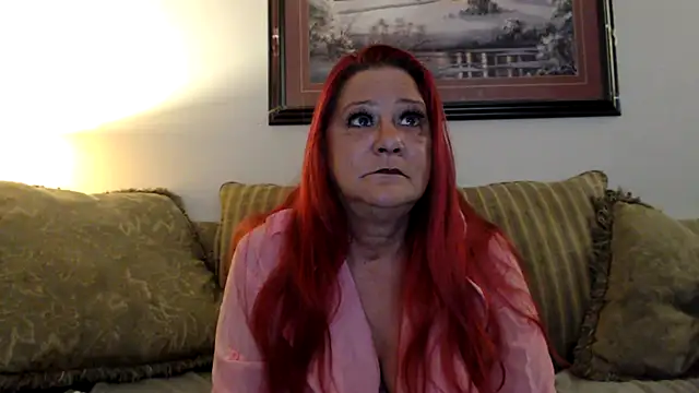 Snapshot of LexxiLeeds chatting on September 2025 10:54:02 AM LexxiLeeds online show from September 2025 10:54:02 AM