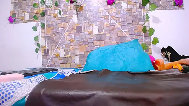 MaidenGame online show from October 2025 03:00:01 PM