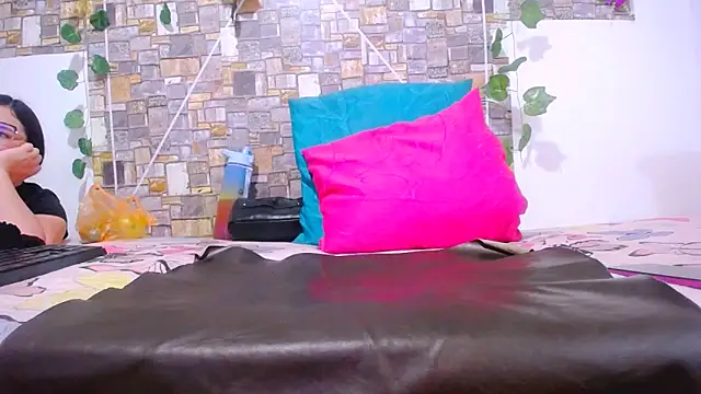 MaidenGame online show from November 2025 03:18:01 PM