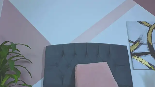 mailin18 online show from November 2025 10:21:01 PM