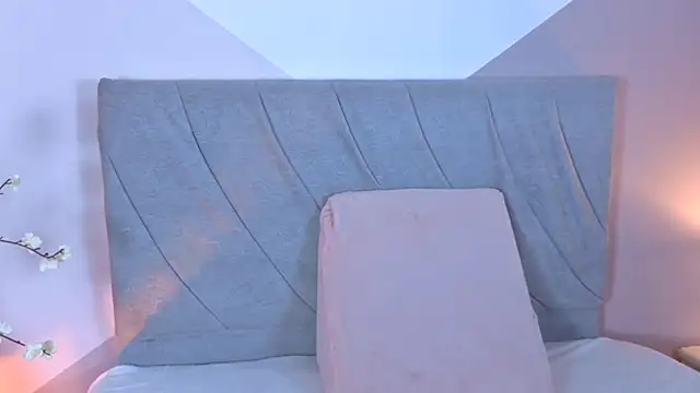 mailin18 online show from November 2025 10:02:01 PM