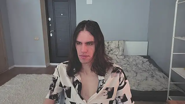 mollymila online show from April 2026 08:28:01 AM