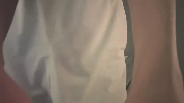 mollymila online show from April 2026 03:47:01 PM