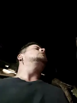 Snapshot of TusOjitosClaros69 chatting on December 2024 05:06:01 AM TusOjitosClaros69 online show from December 2024 05:06:01 AM