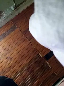 Snapshot of TusOjitosClaros69 chatting on December 2024 08:14:01 AM TusOjitosClaros69 online show from December 2024 08:14:01 AM