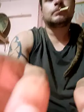 Snapshot of TusOjitosClaros69 chatting on January 2025 03:55:02 AM TusOjitosClaros69 online show from January 2025 03:55:02 AM