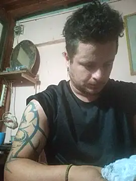 Snapshot of TusOjitosClaros69 chatting on January 2025 06:46:02 AM TusOjitosClaros69 online show from January 2025 06:46:02 AM