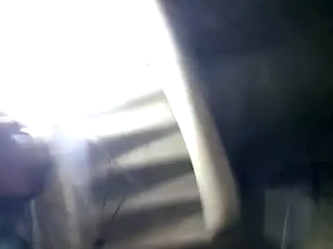 Snapshot of TusOjitosClaros69 chatting on December 2024 05:02:01 AM TusOjitosClaros69 online show from December 2024 05:02:01 AM