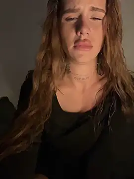 EmiliaCatalina online show from February 2026 12:08:01 AM