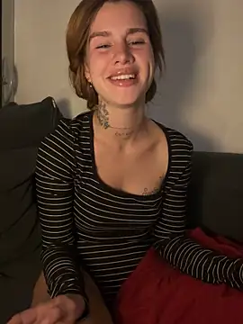 EmiliaCatalina online show from March 2026 12:45:02 AM