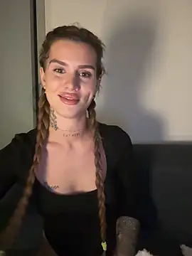 EmiliaCatalina online show from April 2026 12:36:02 AM