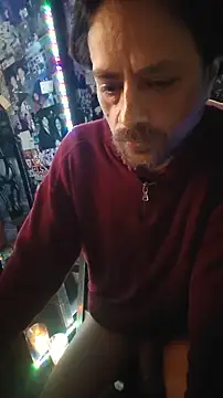 Snapshot of Ianmoran chatting on December 2025 01:06:02 PM Ianmoran online show from December 2025 01:06:02 PM