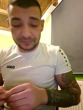 Zoltanioan26 online show from January 2026 10:53:02 AM