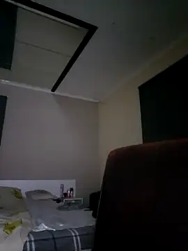 Zoltanioan26 online show from January 2026 10:27:01 PM