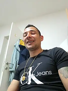 Zoltanioan26 online show from April 2026 09:34:02 AM