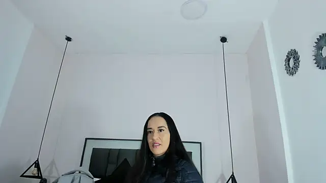 victoria cooper3 online show from November 2025 09:30:01 AM