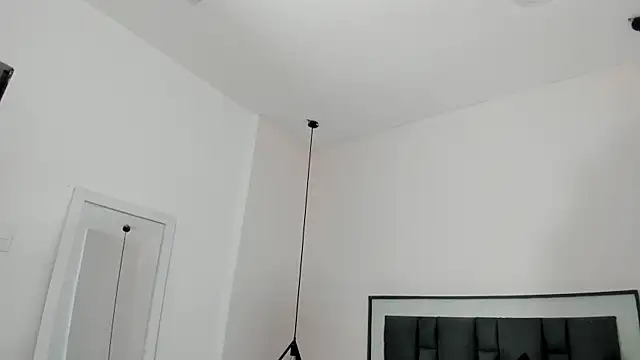 victoria cooper3 online show from December 2025 11:11:01 AM