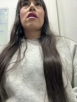 victoria cooper3 online show from January 2026 11:59:02 AM