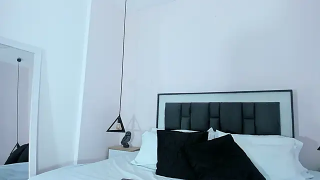 victoria cooper3 online show from November 2025 09:41:01 AM