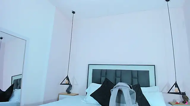 victoria cooper3 online show from November 2025 09:46:02 AM