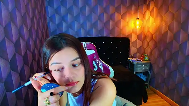 LiaHarryis online show from April 2026 05:52:02 PM