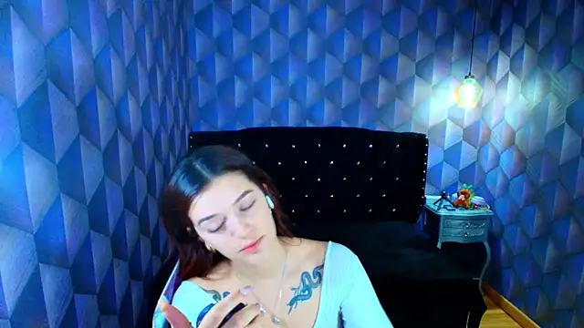 Snapshot of LiaHarryis chatting on May 2026 07:33:01 PM LiaHarryis online show from May 2026 07:33:01 PM