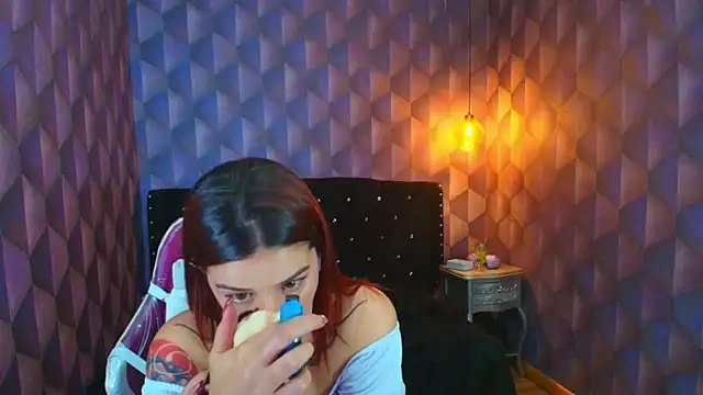 LiaHarryis online show from November 2025 06:23:02 PM