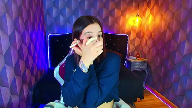 LiaHarryis online show from February 2026 08:41:02 PM