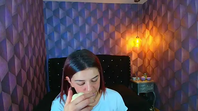 LiaHarryis online show from November 2025 06:44:02 PM