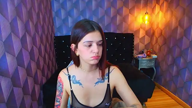 Snapshot of LiaHarryis chatting on May 2026 06:45:01 PM LiaHarryis online show from May 2026 06:45:01 PM