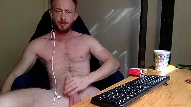 Smoker Ginger online show from November 2025 07:40:01 PM