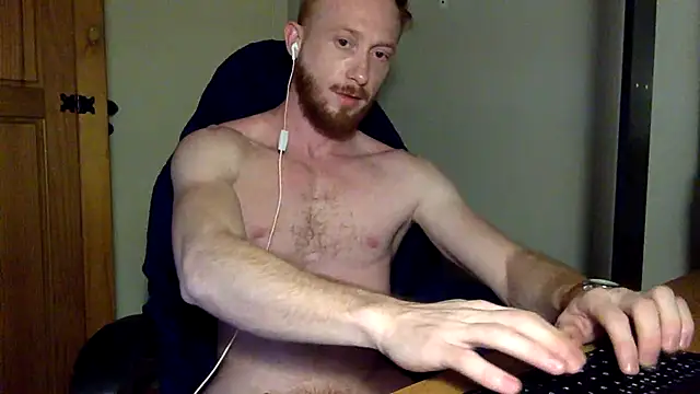 Smoker Ginger online show from December 2025 12:33:01 AM