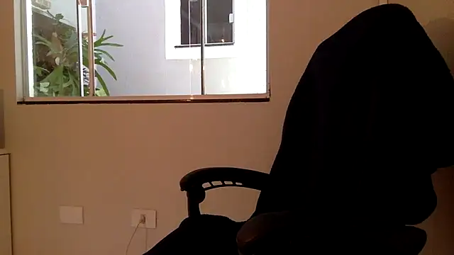 Smoker Ginger online show from March 2026 11:23:02 AM