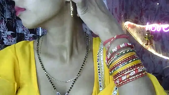 Snapshot of Anjali_Milsi chatting on September 2025 06:35:02 AM Anjali Milsi online show from September 2025 06:35:02 AM