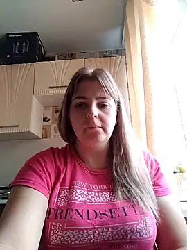 Lady nice cat online show from November 2025 03:20:01 AM