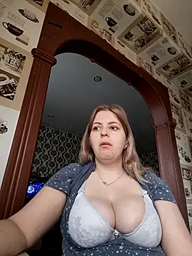 Lady nice cat online show from March 2026 02:53:01 AM