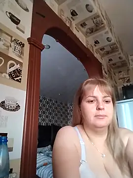 Lady nice cat online show from September 2025 01:55:01 AM
