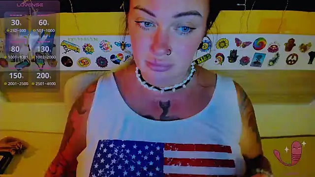 Snapshot of EllieOz chatting on September 2025 06:41:02 PM EllieOz online show from September 2025 06:41:02 PM